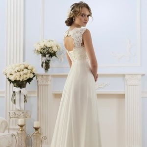 Wedding dress (sold)